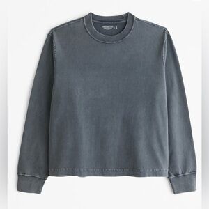 Abercrombie & Fitch Gray Long Sleeve Tee